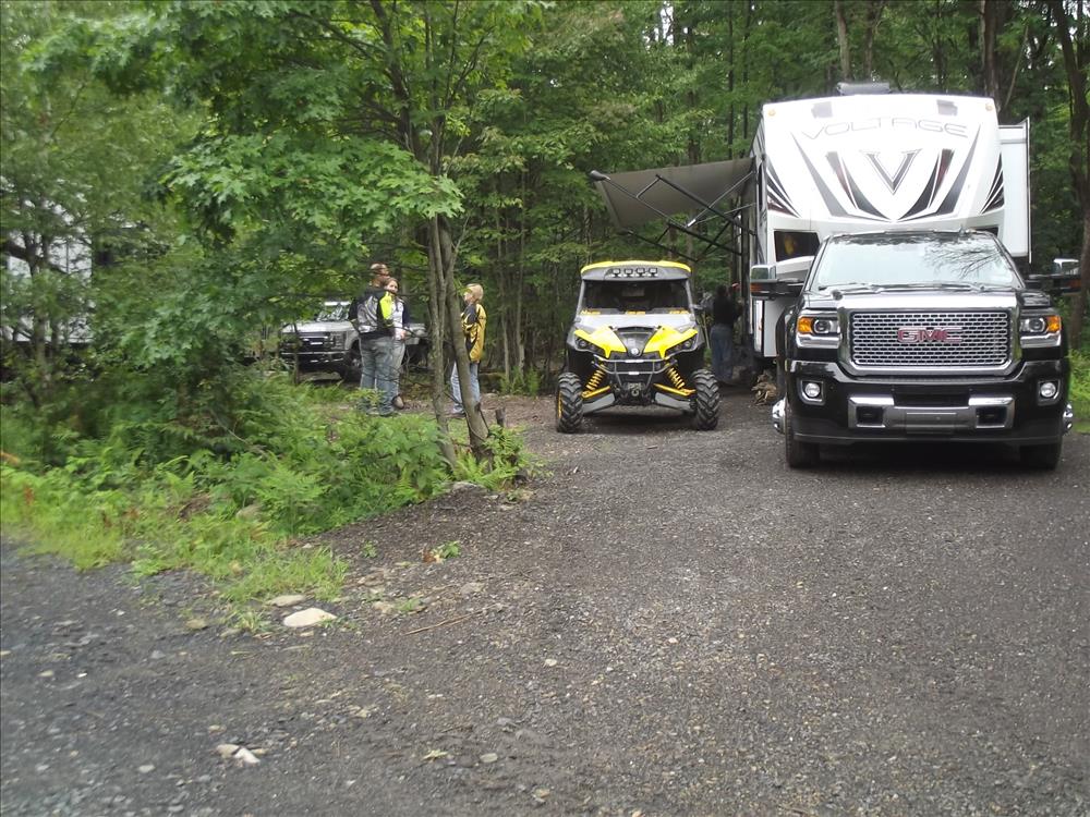 Trailhead Campground - Coal Township, Pennsylvania - glamping.directory