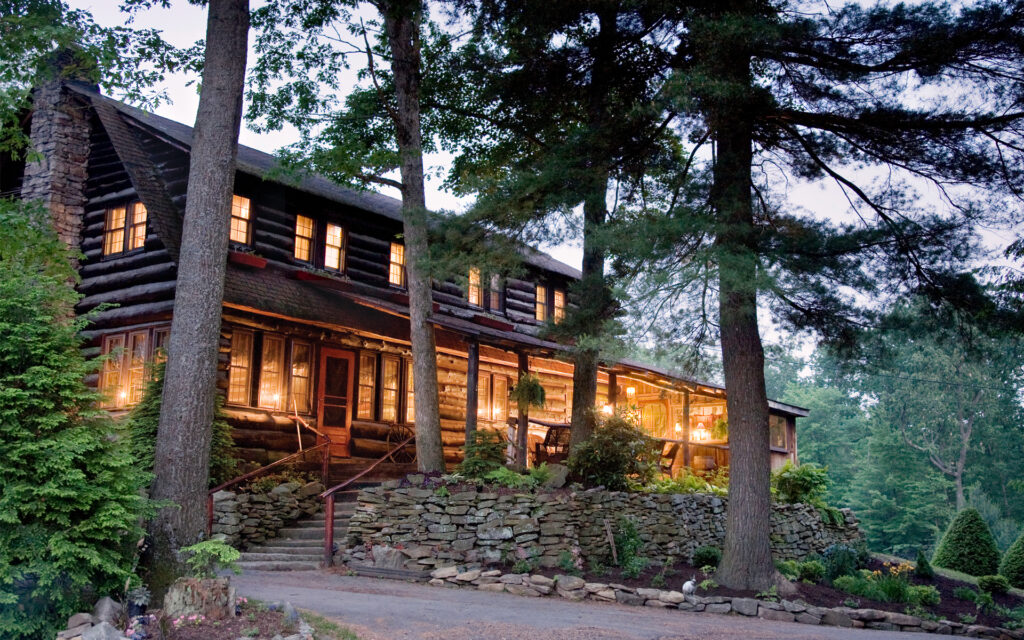 Gateway Lodge, Cabins, and Restaurant - Cooksburg, Pennsylvania - glamping.directory