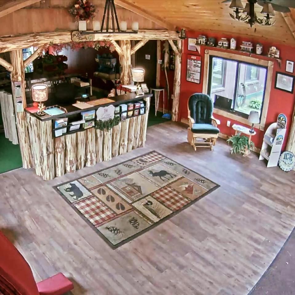 Apple Creek Campground & RV Park - Grass Lake, Michigan - glamping.directory
