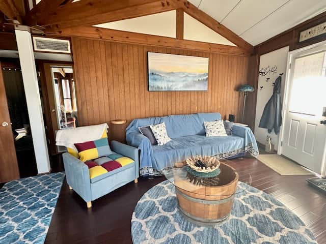 The Treehouse Retreat-The Hideout - The Hideout, Pennsylvania - glamping.directory
