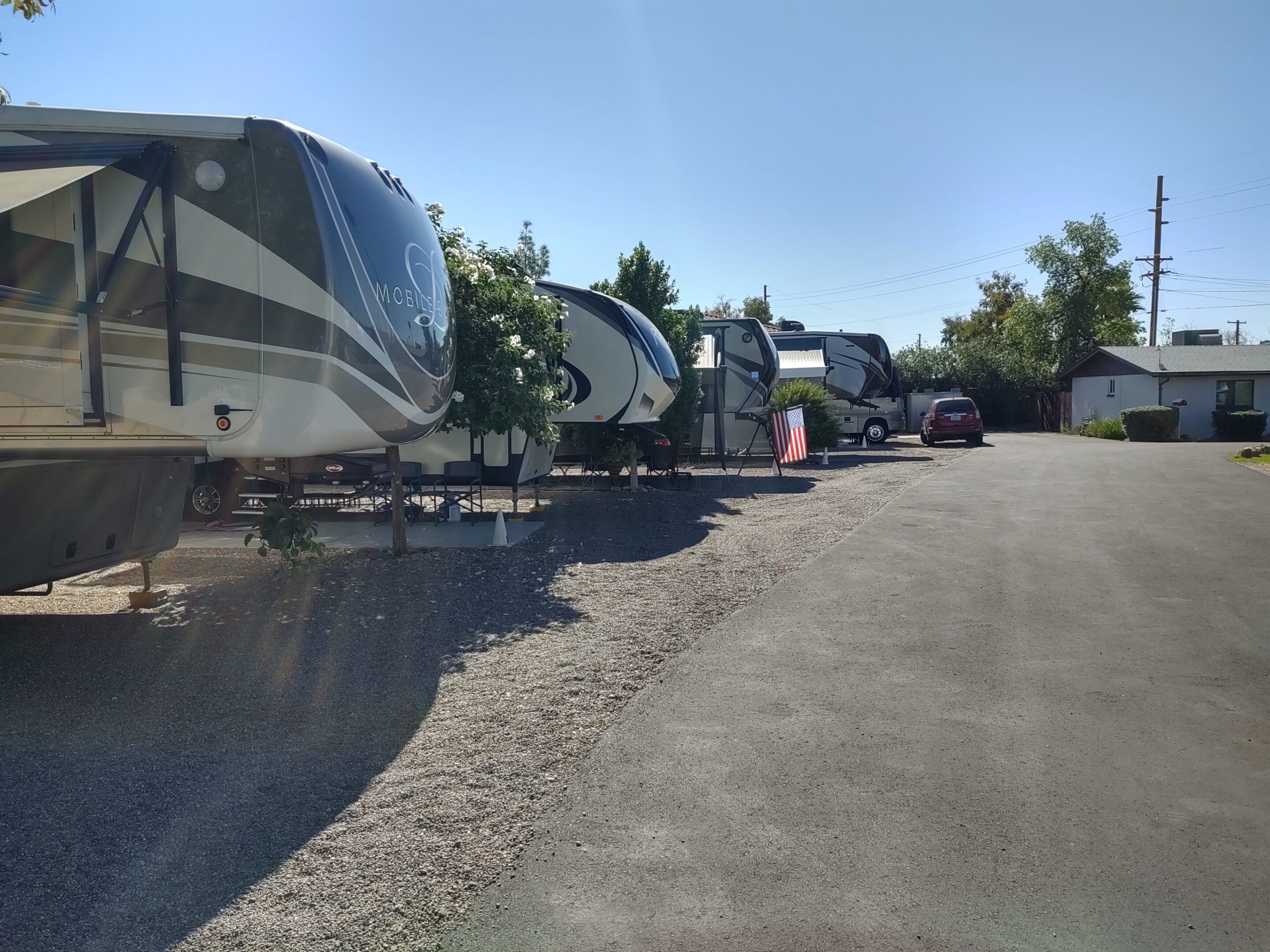 Twin Palms RV Park - Mesa, Arizona - glamping.directory
