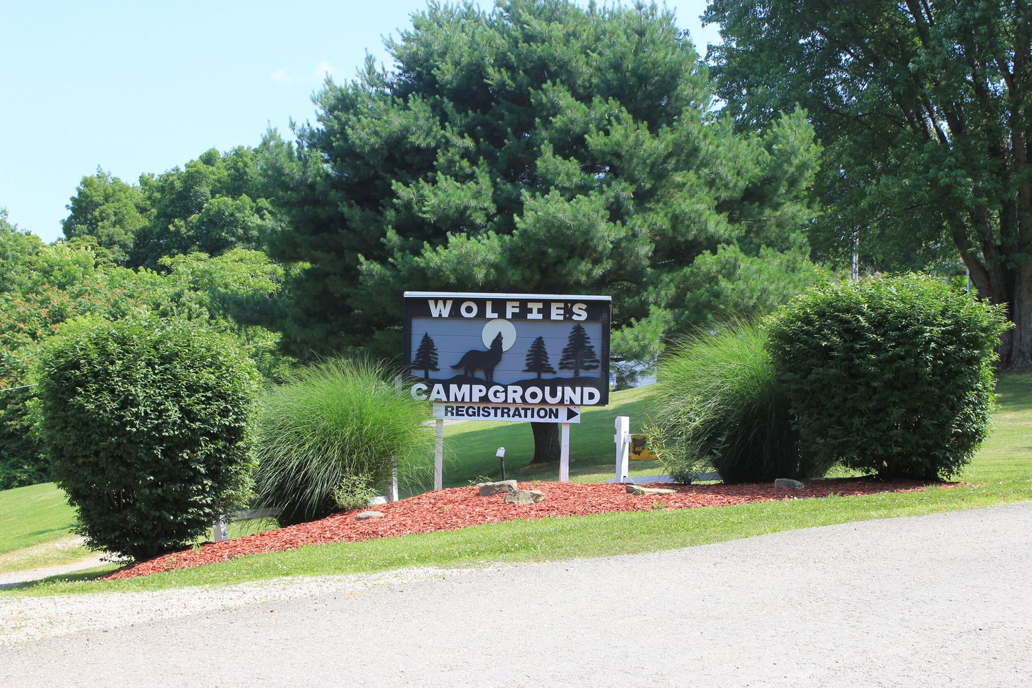 Wolfie's Family Campground and RV Resort - Zanesville, Ohio - glamping.directory