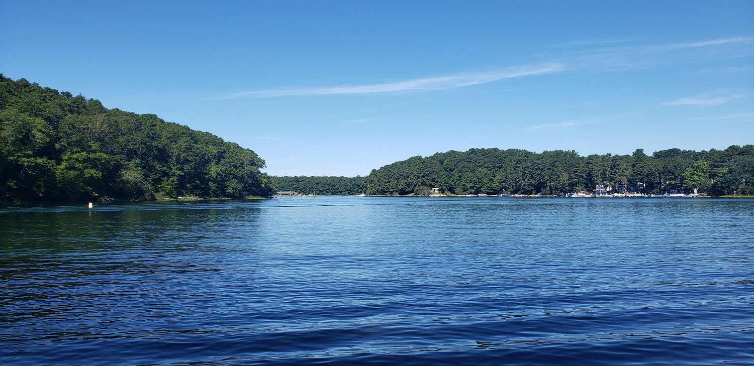 DunRoamin on Peters Pond - Sandwich, Massachusetts - glamping.directory