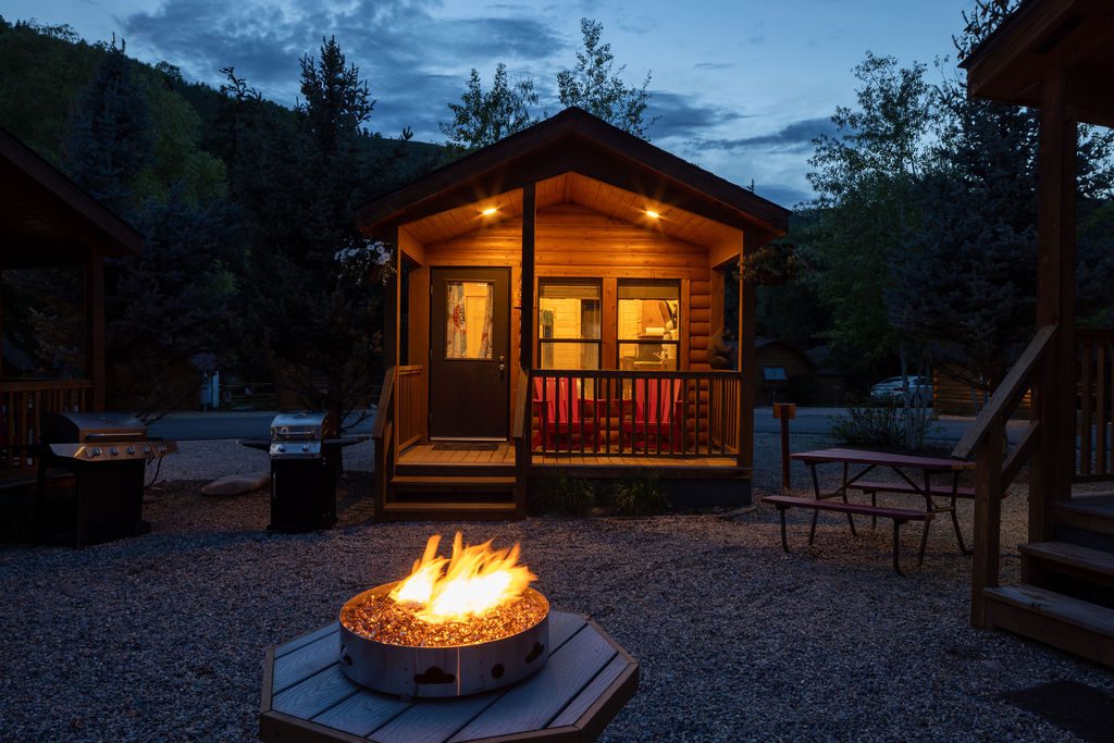 Snake River Cabins and RV Village - Jackson, Wyoming - glamping.directory