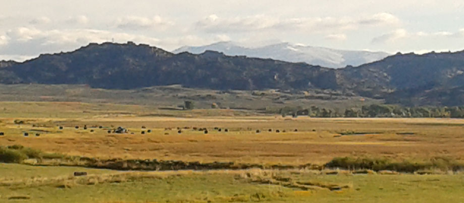 River Ridge Cabins - The Red Door Lodge - Encampment, Wyoming - glamping.directory