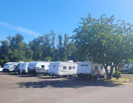 Riverside RV Park - Canby, Oregon - glamping.directory