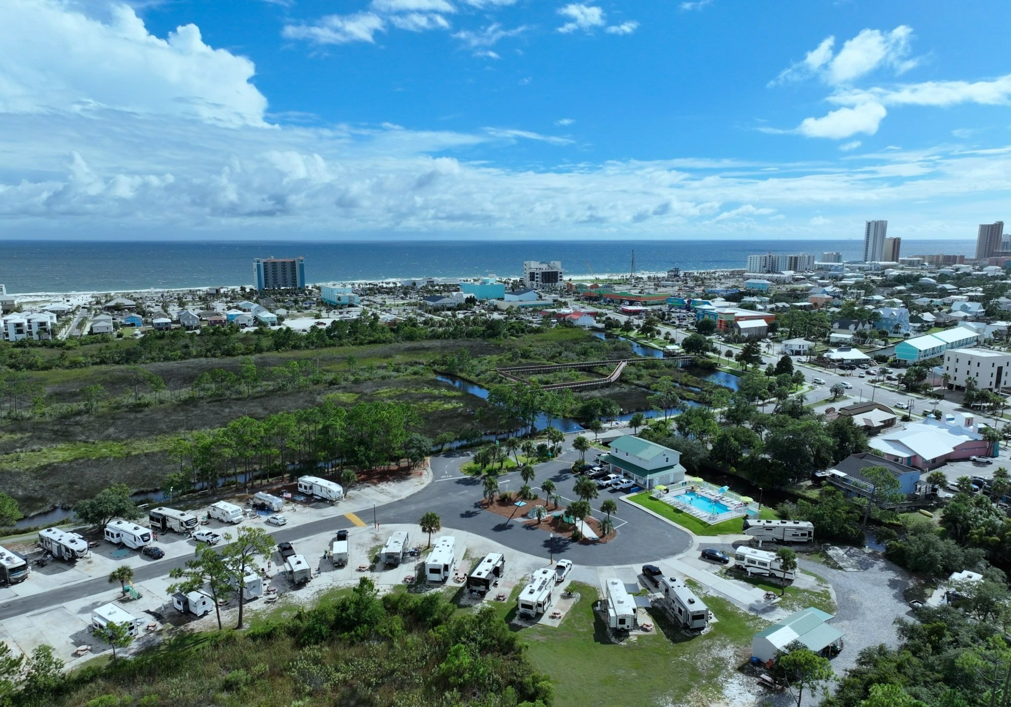 Luxury RV Resort - Gulf Shores, Alabama - glamping.directory