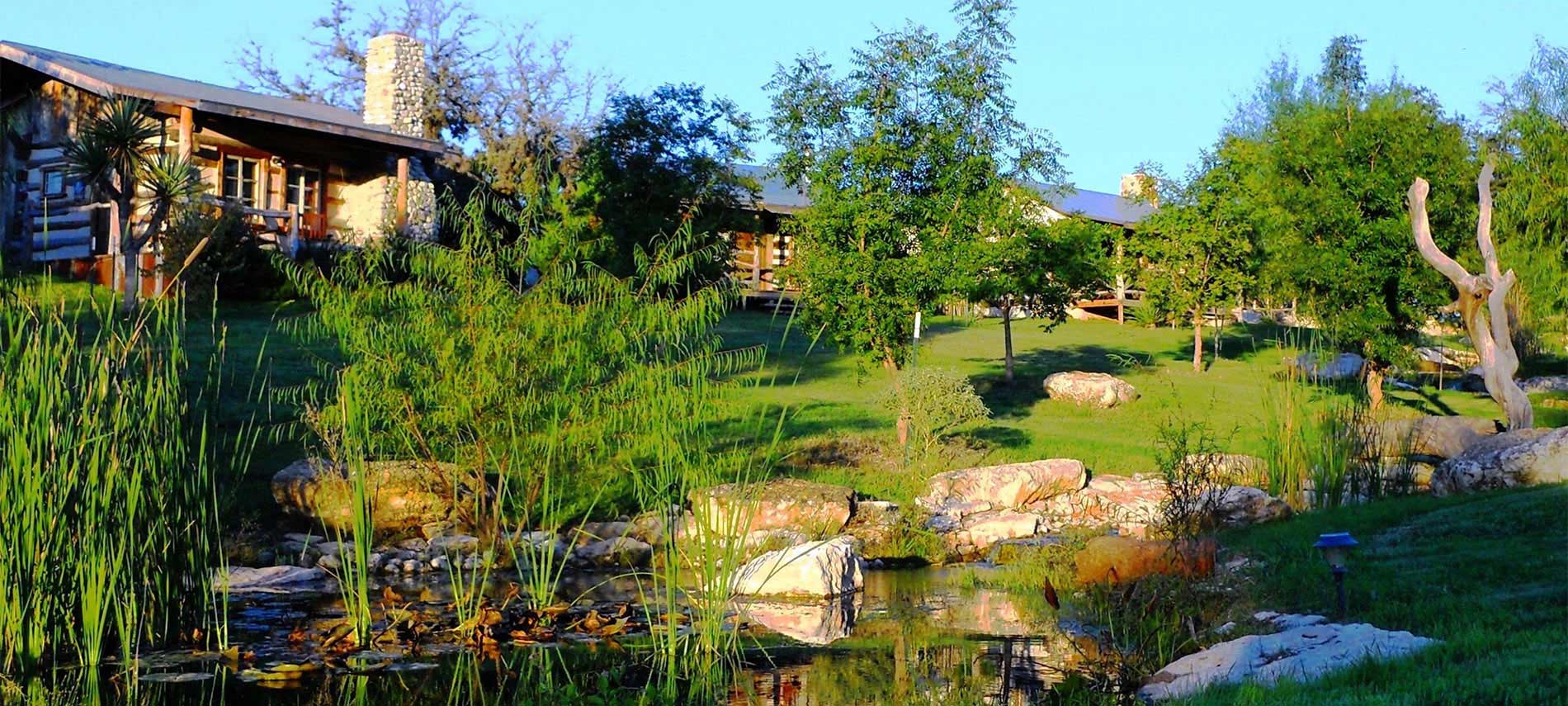 Barons CreekSide - Fredericksburg, Texas - glamping.directory