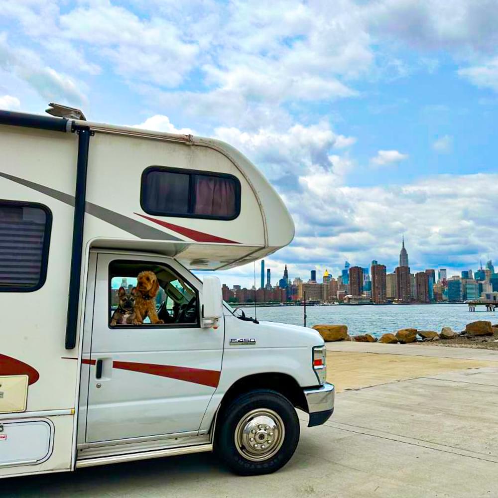Skyline RV Camp - Waterfront - Brooklyn, New York - glamping.directory