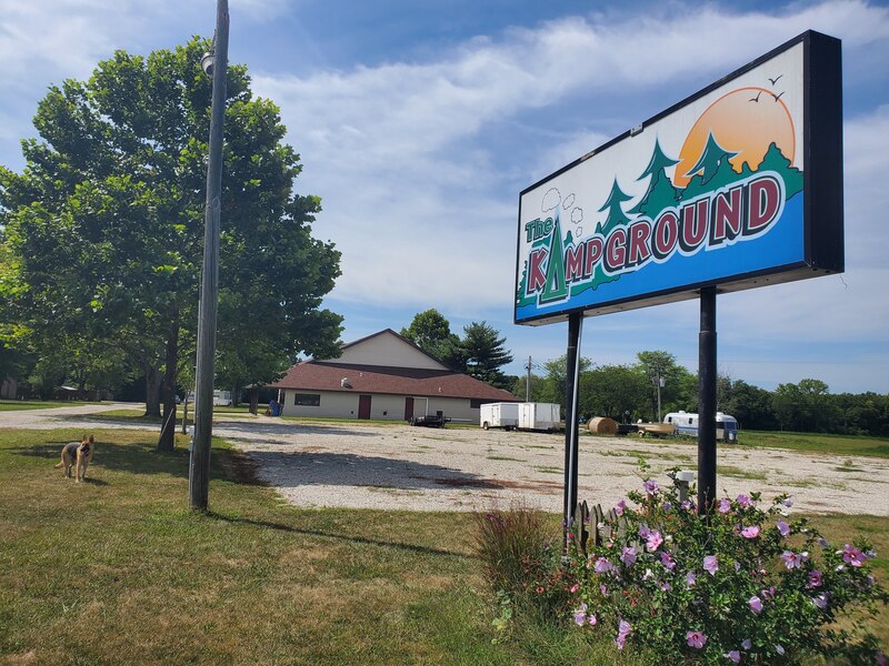 The Kampground - Bolivia, Illinois - glamping.directory