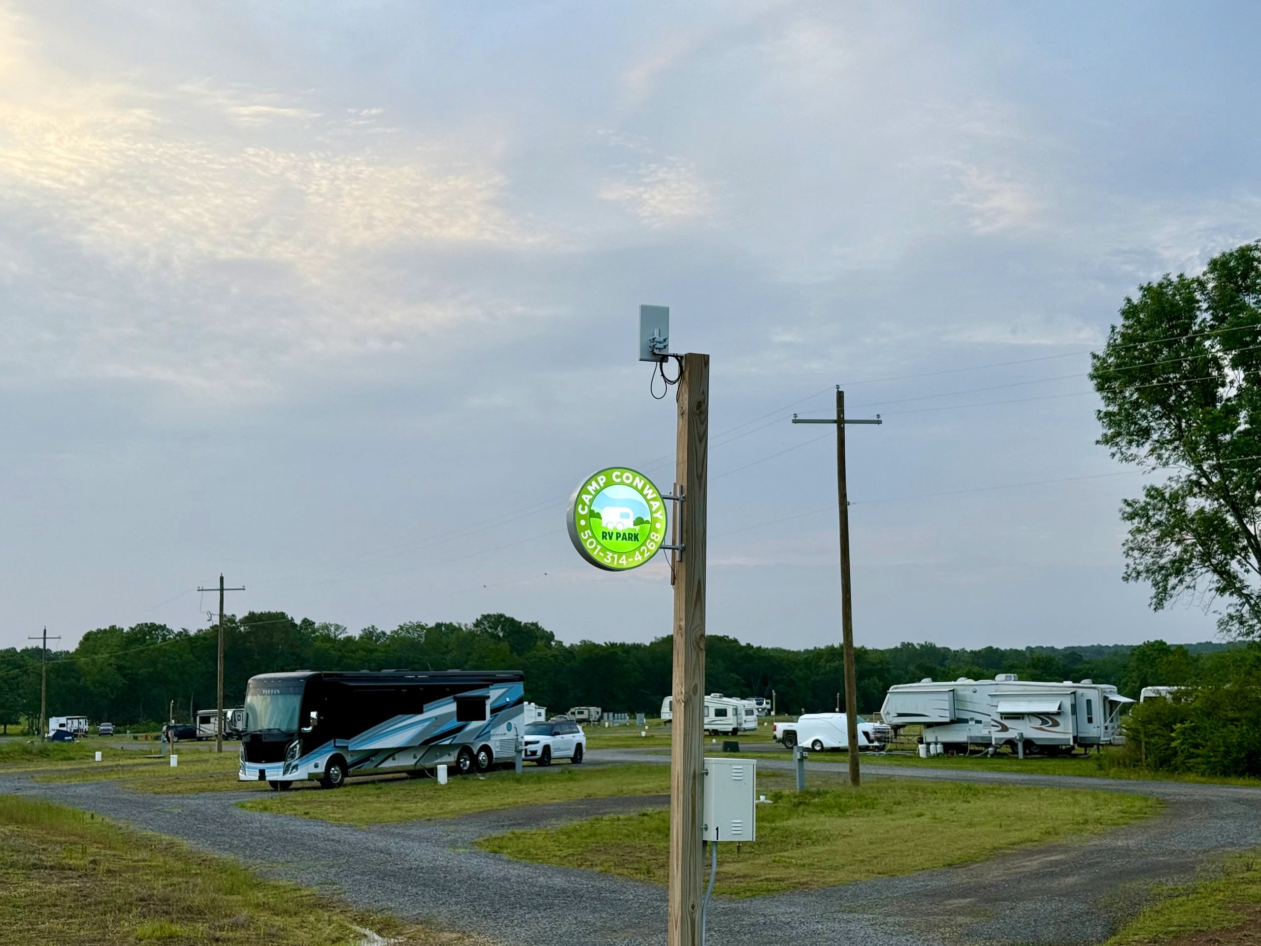 Camp Conway RV Park - Greenbrier, Arkansas - glamping.directory