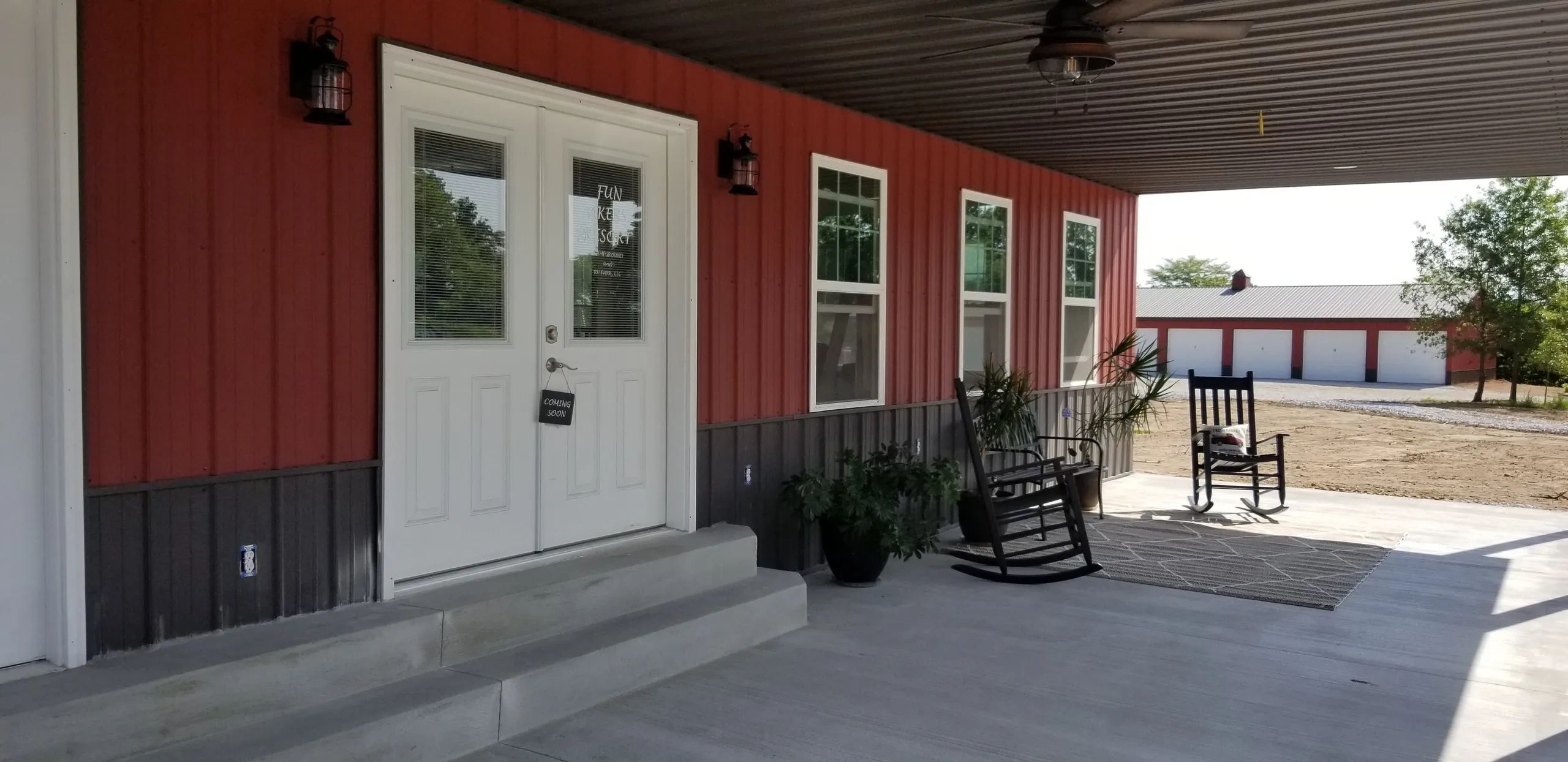 Fun Akers Resort and RV Park - Stoutsville, Missouri - glamping.directory