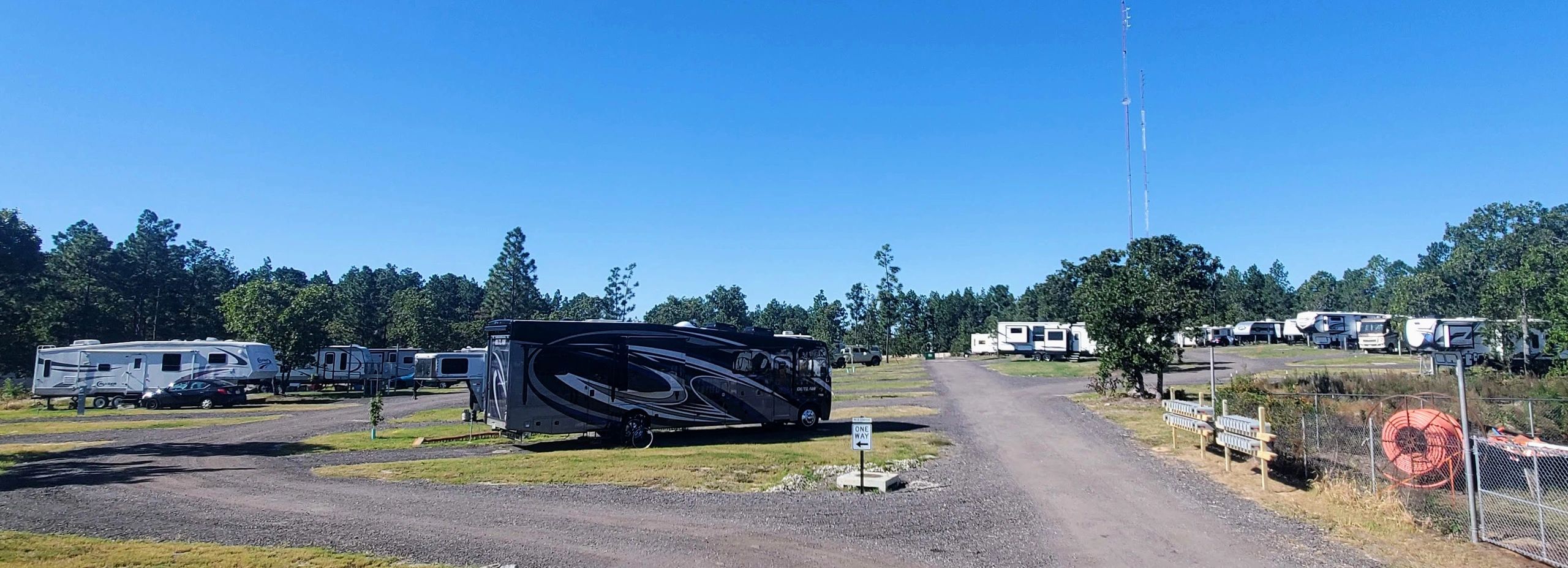 White Knoll RV Park - Lexington, South Carolina - glamping.directory