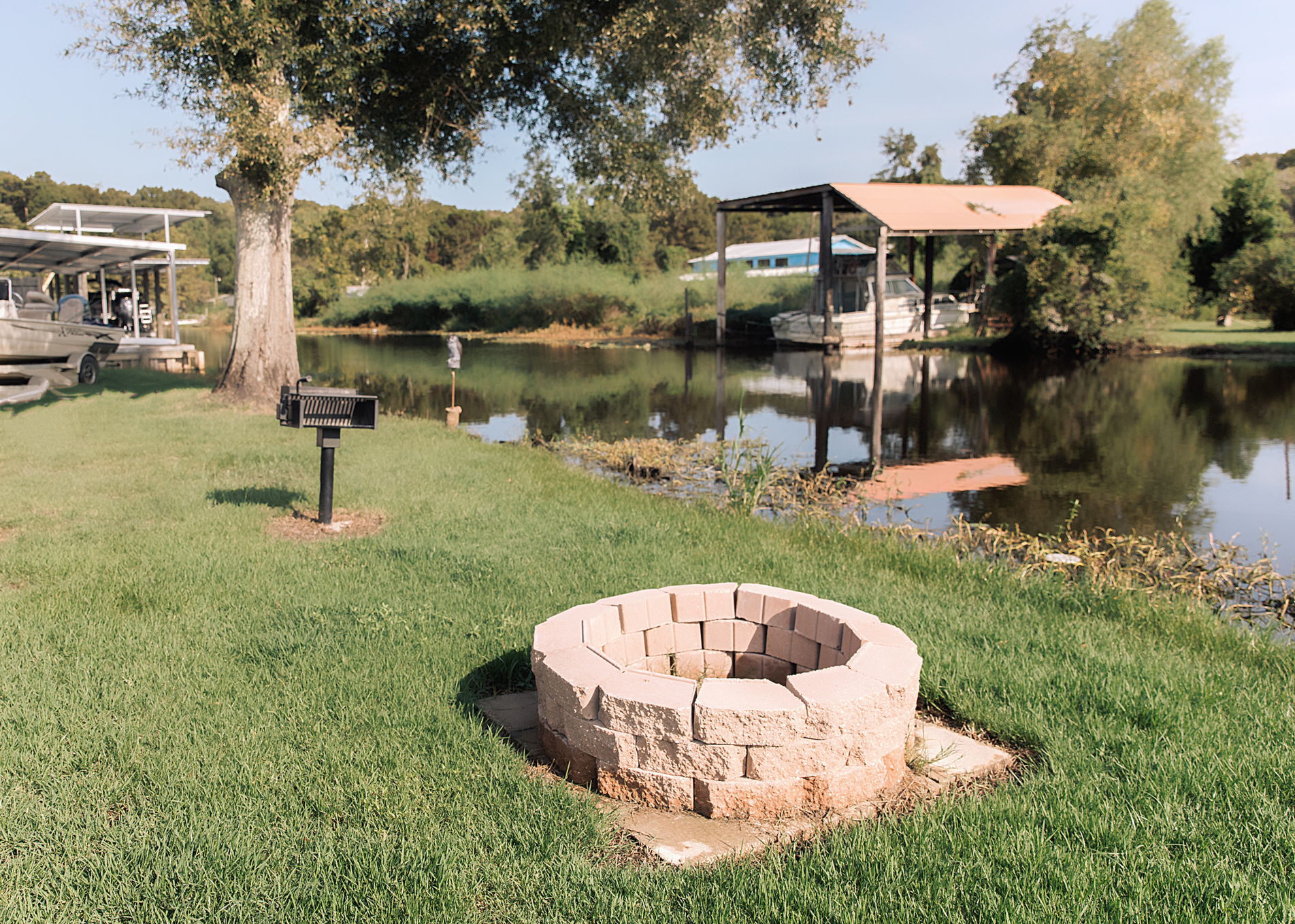 Old River RV Park - Maurepas, Louisiana - glamping.directory