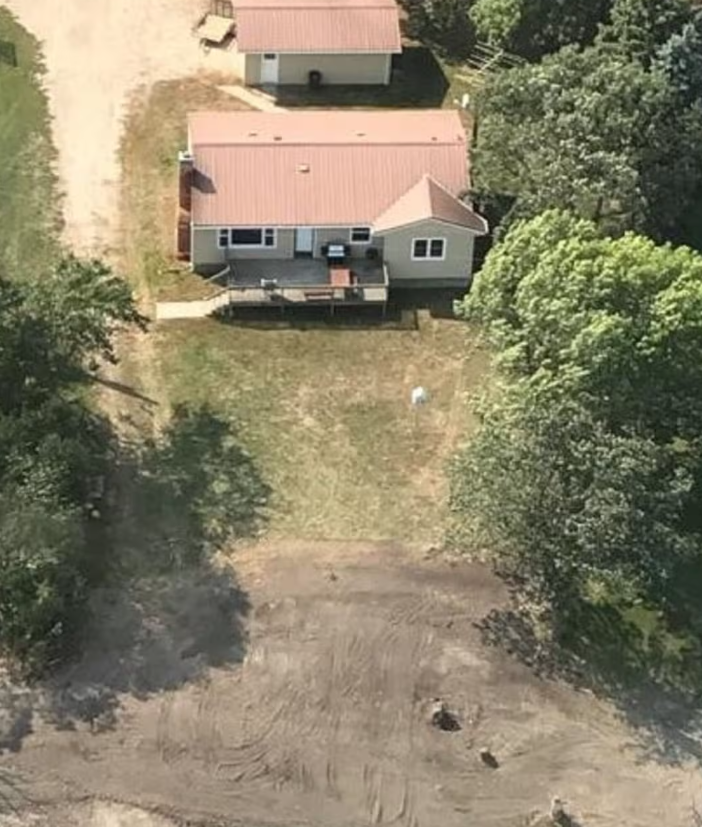 Devils Lake Cabin Rentals - Sleeps 9 $175/night - Devils Lake, North Dakota - glamping.directory