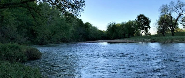 Kings River Hitchin’ Post RV & Campground - Huntsville, Arkansas - glamping.directory