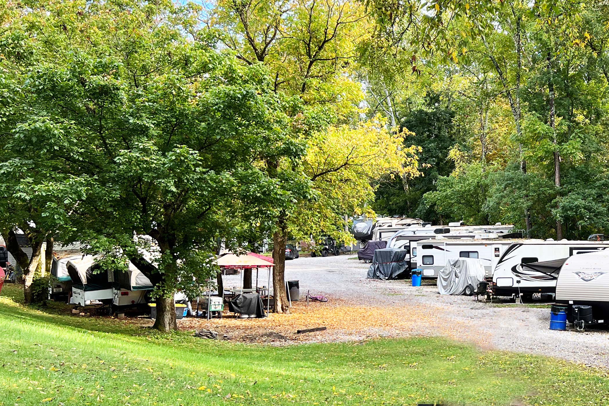 Oak Creek RV Resort and Campground - Verona, Kentucky - glamping.directory