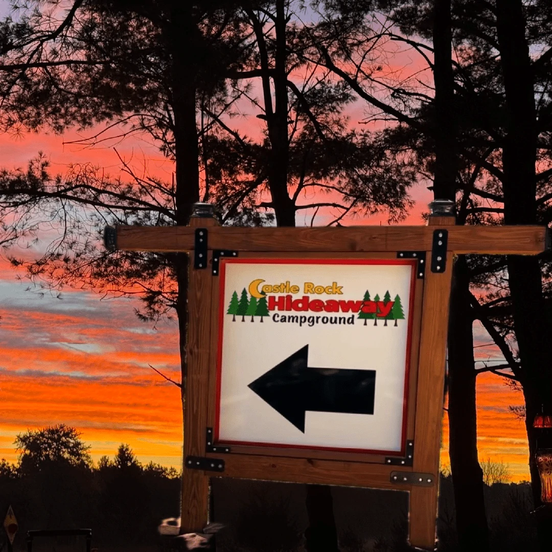 Castle Rock Hideaway - Mauston, Wisconsin - glamping.directory