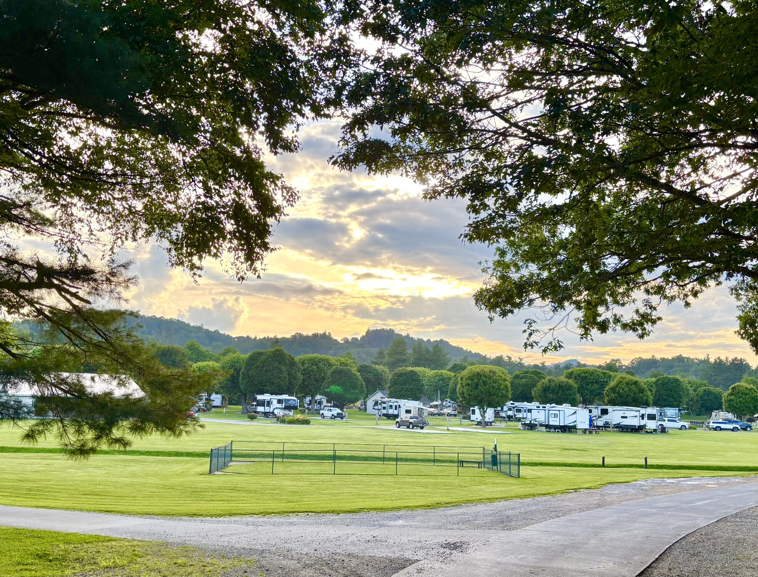 Down by the River Campground - Pineola, North Carolina - glamping.directory