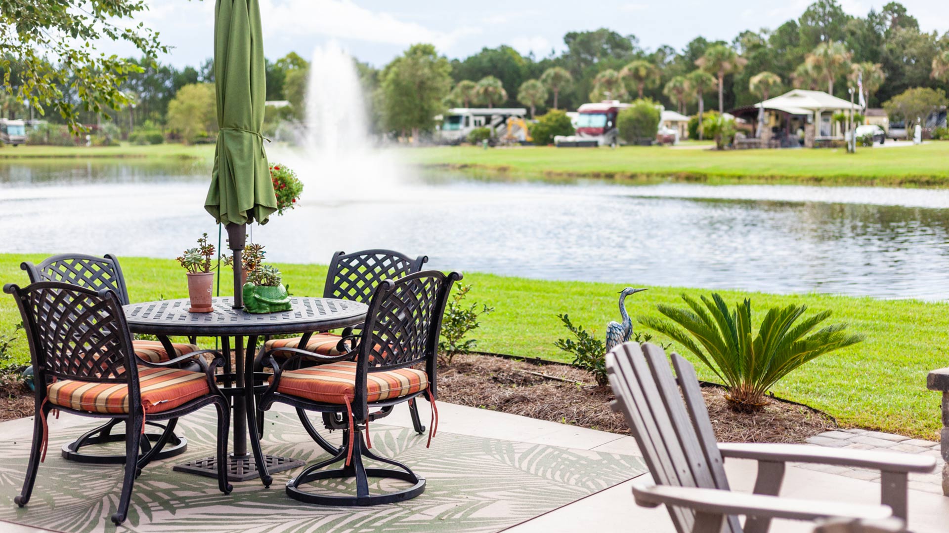 Bella Terra RV Resort - Foley, Alabama - glamping.directory