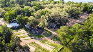 Lake Wisconsin Campground, LLC - Poynette, Wisconsin - glamping.directory