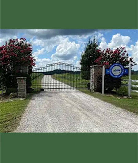 Fisherman’s Hideaway RV Park - Clifton, Tennessee - glamping.directory
