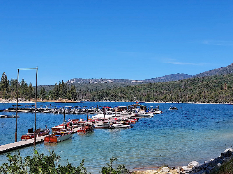 Lower Billy Creek Campground - Lakeshore, California - glamping.directory