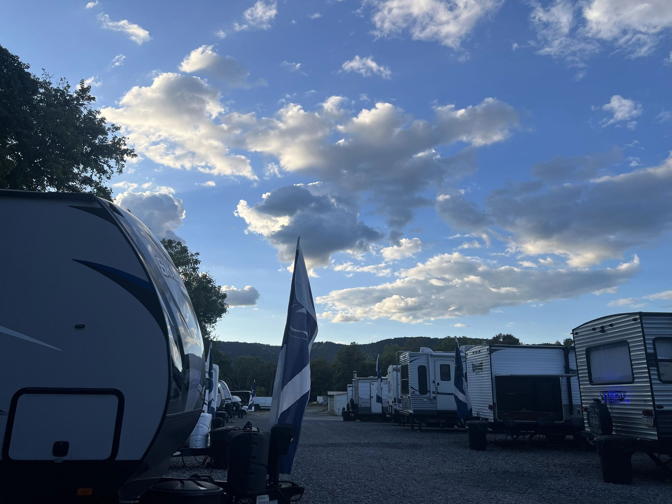 BlueWhiteRV at The Lion's Den - Bellefonte, Pennsylvania - glamping.directory