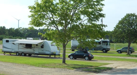 USCG Cape Cod MWR RV Park - Buzzards Bay, Massachusetts - glamping.directory