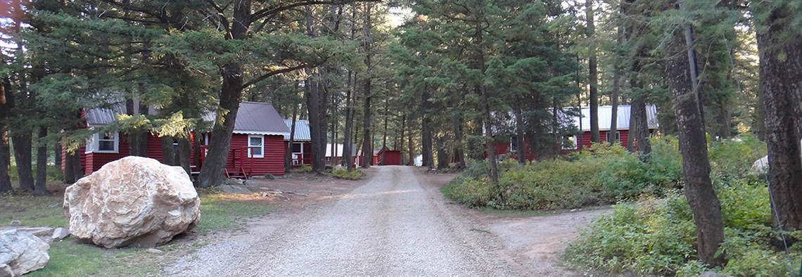 Campfire Lodge Resort - West Yellowstone, Montana - glamping.directory