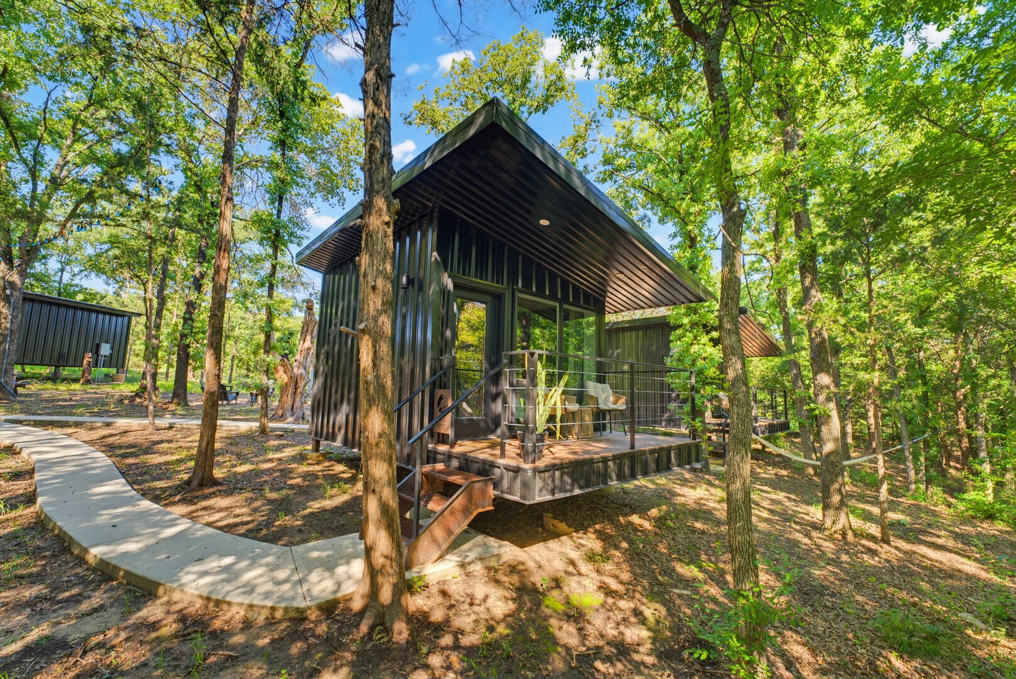 4Forty4 Ranch - Treehouse Cabin Rentals in DFW - Alvord, Texas - glamping.directory