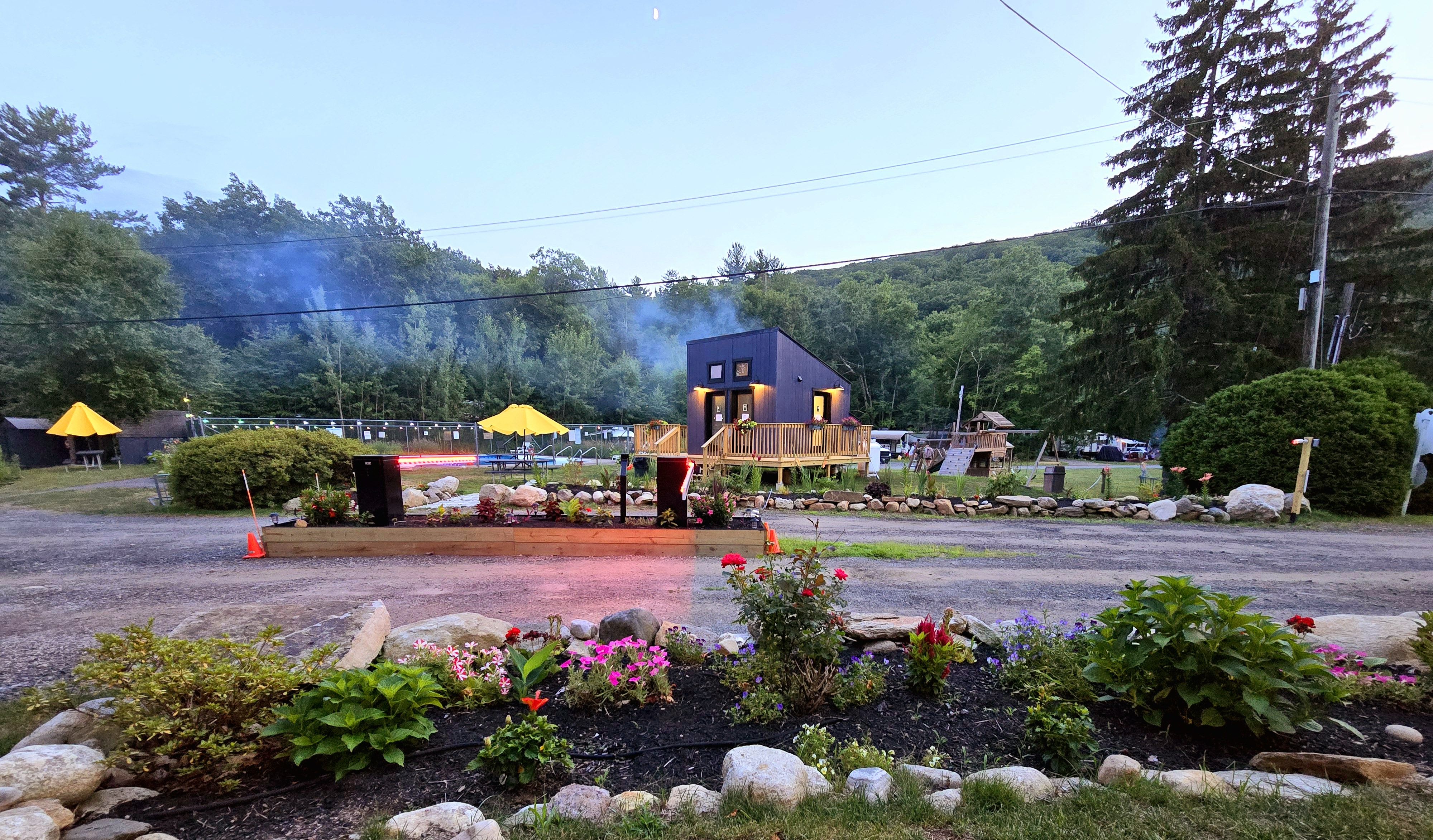 Pioneer Valley RV Campground - Southwick, Massachusetts - glamping.directory