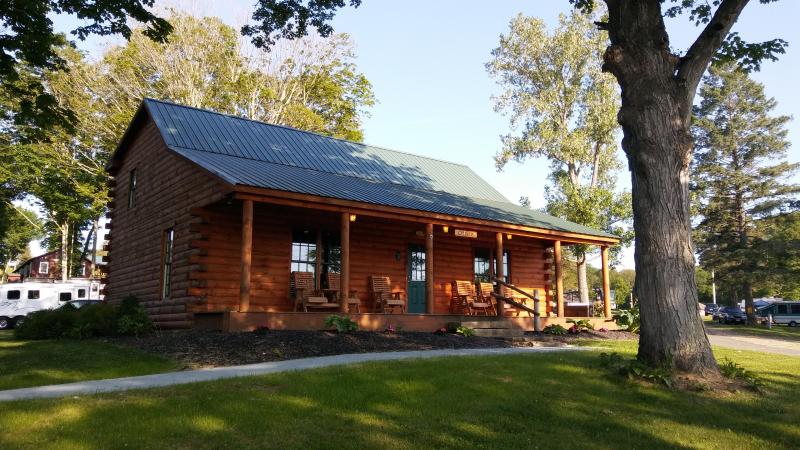 Grandview Camping & Cottages - Moodus, Connecticut - glamping.directory