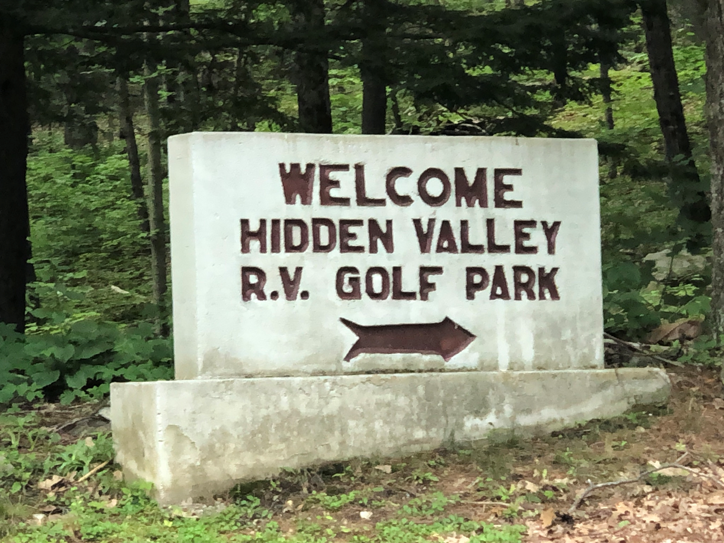 Hidden Valley RV & Golf Park - Derry, New Hampshire - glamping.directory