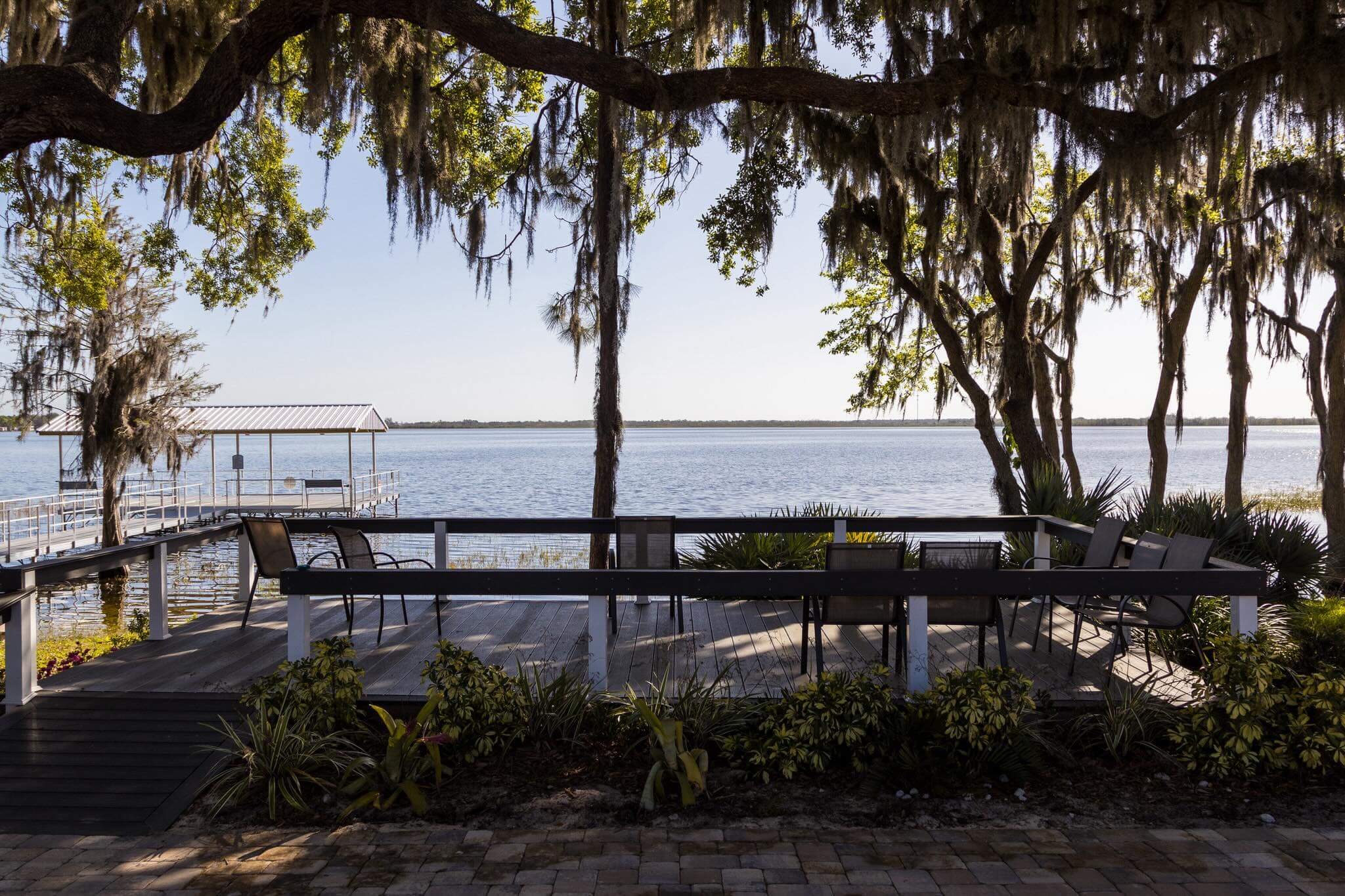 Oak Harbor RV Park - Haines City, Florida - glamping.directory
