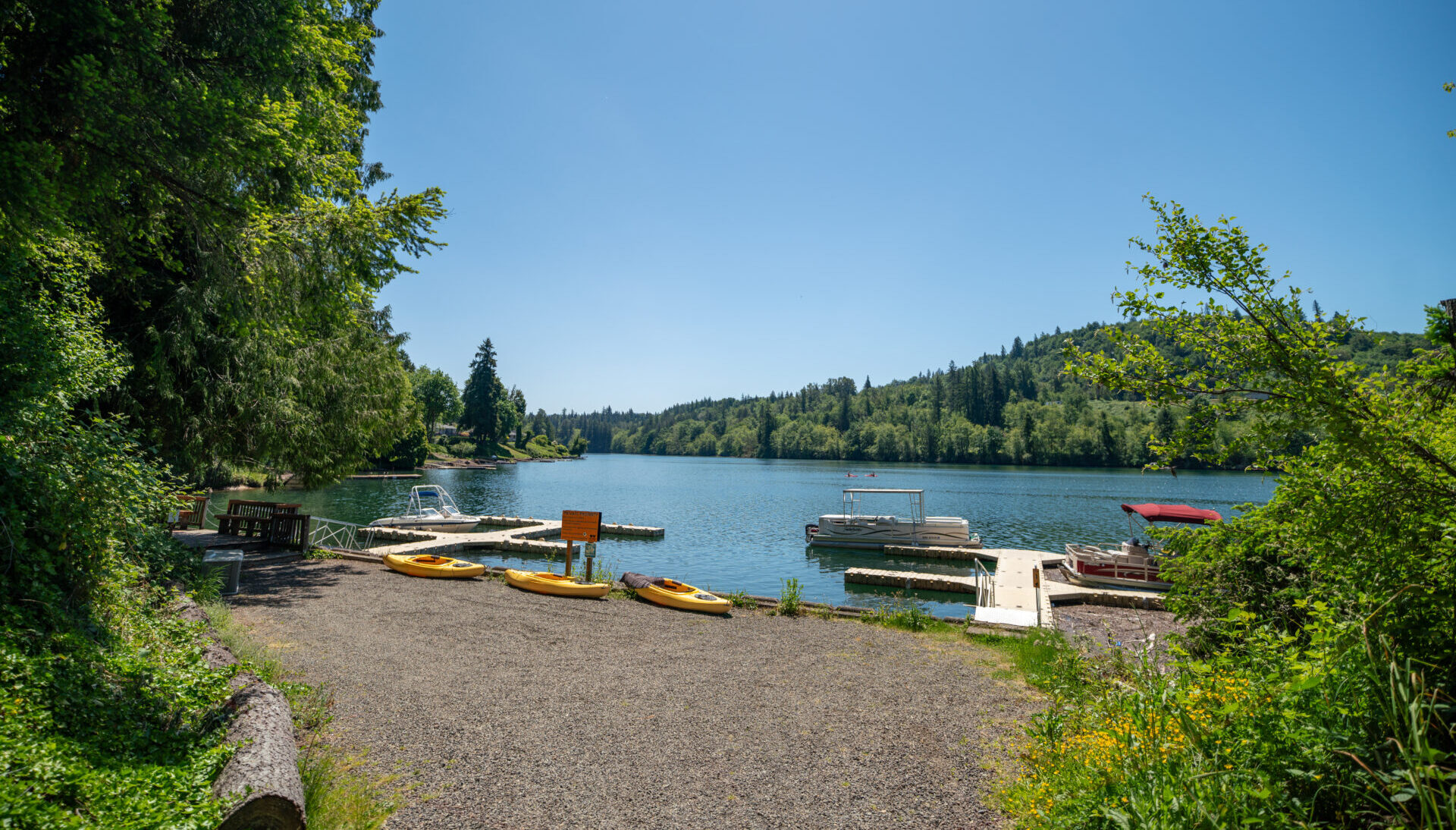 Harmony Lakeside RV & Cabins Resorts - Silver Creek, Washington - glamping.directory