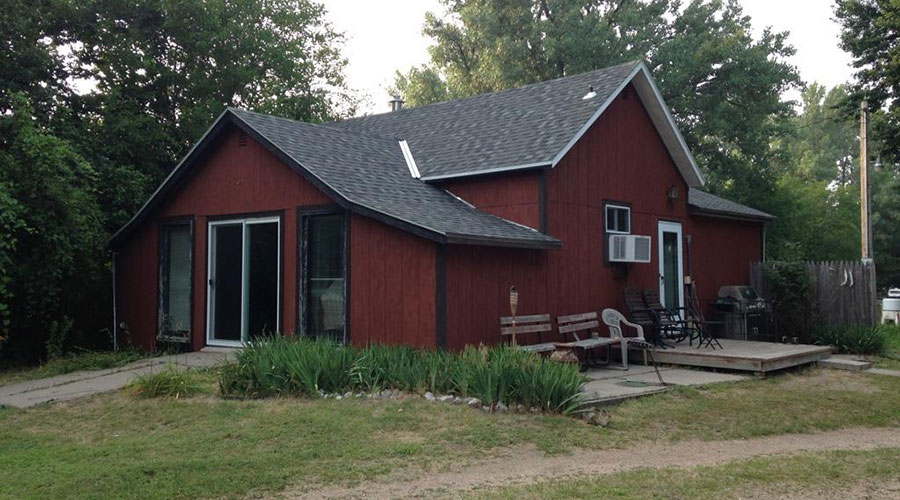 Whisker Creek - Gibbon, Nebraska - glamping.directory