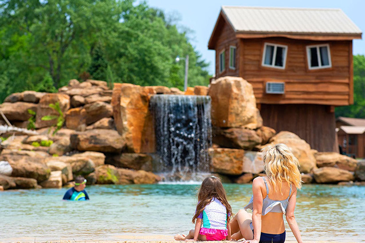Natura Treescape Resort - Wisconsin Dells, Wisconsin - glamping.directory