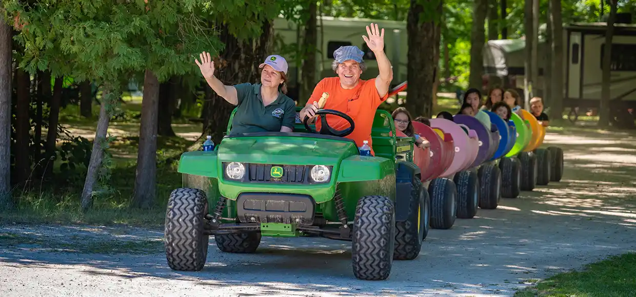 Jellystone Park™ Door County - Sturgeon Bay, Wisconsin - glamping.directory