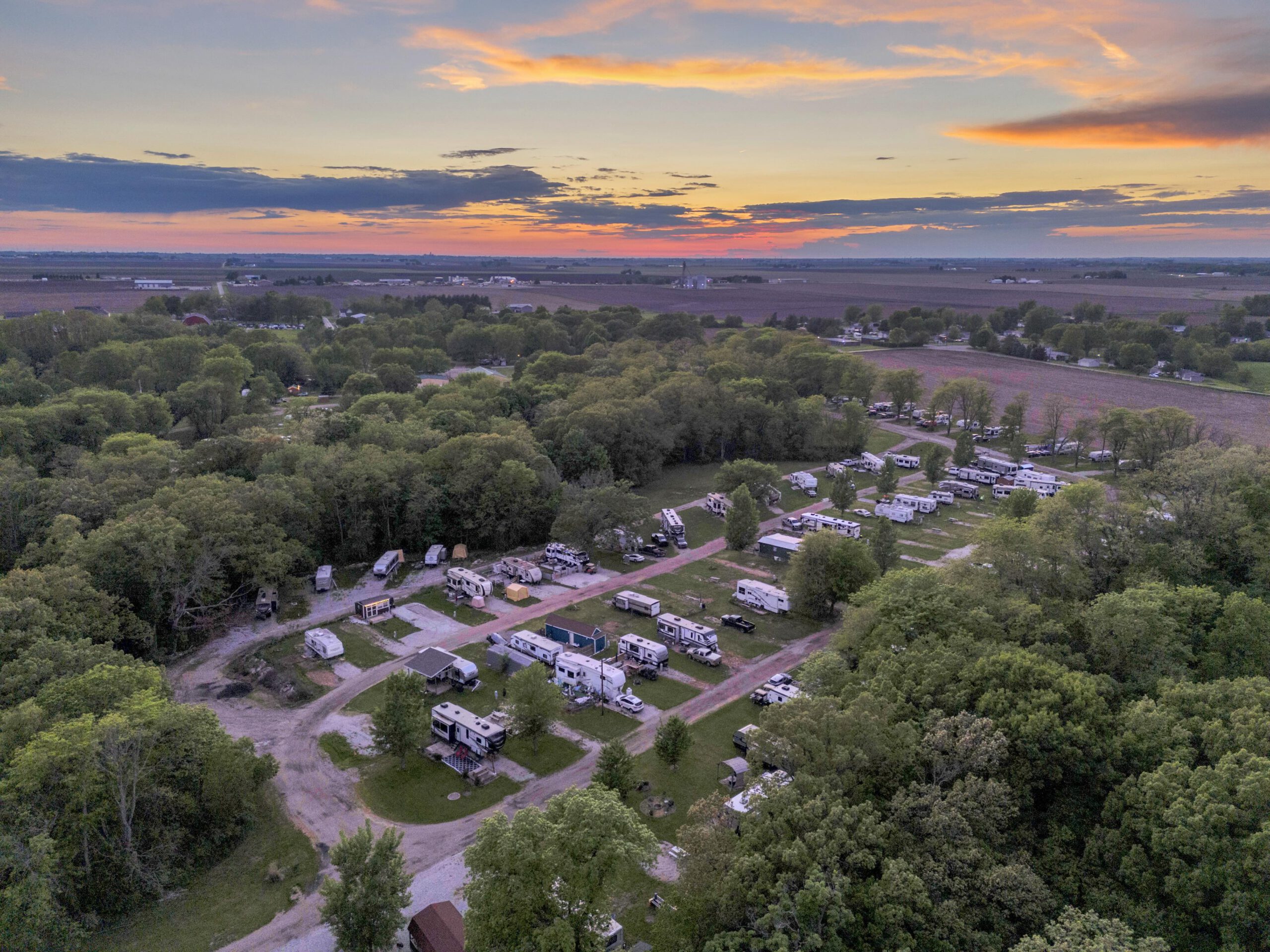 Timberline Campground - Goodfield, Illinois - glamping.directory