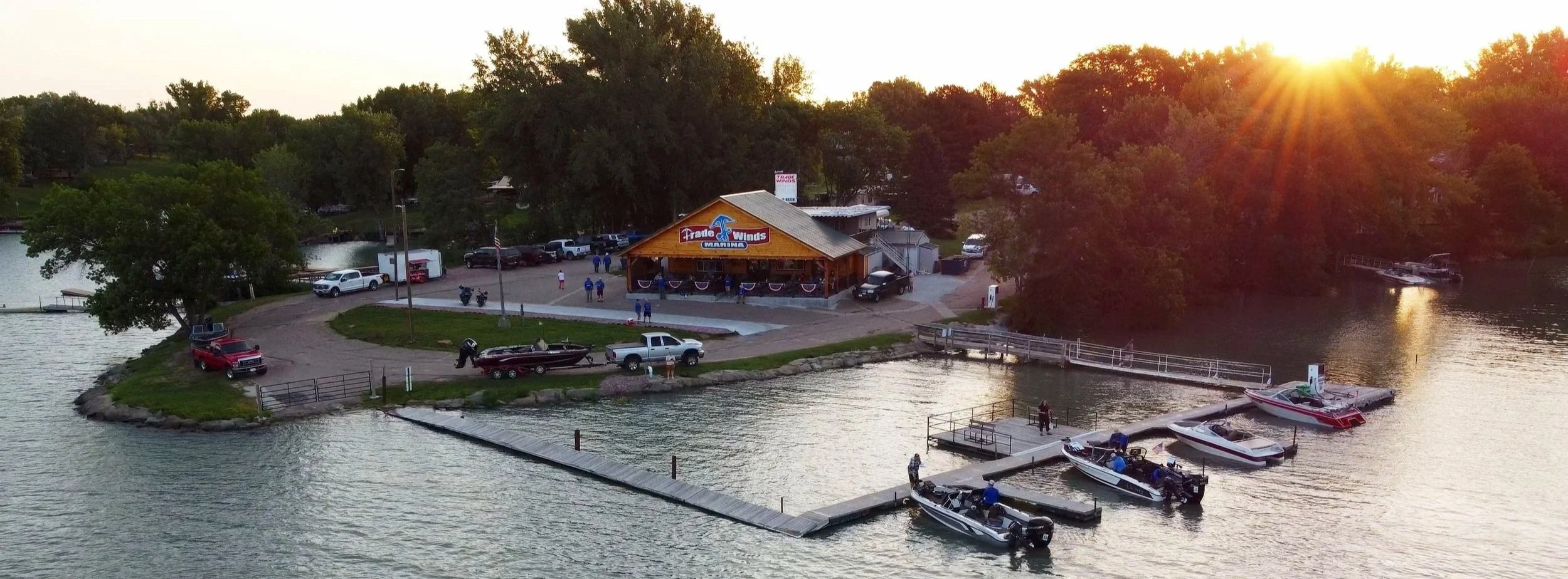 Trade Winds Marina - Loup City, Nebraska - glamping.directory