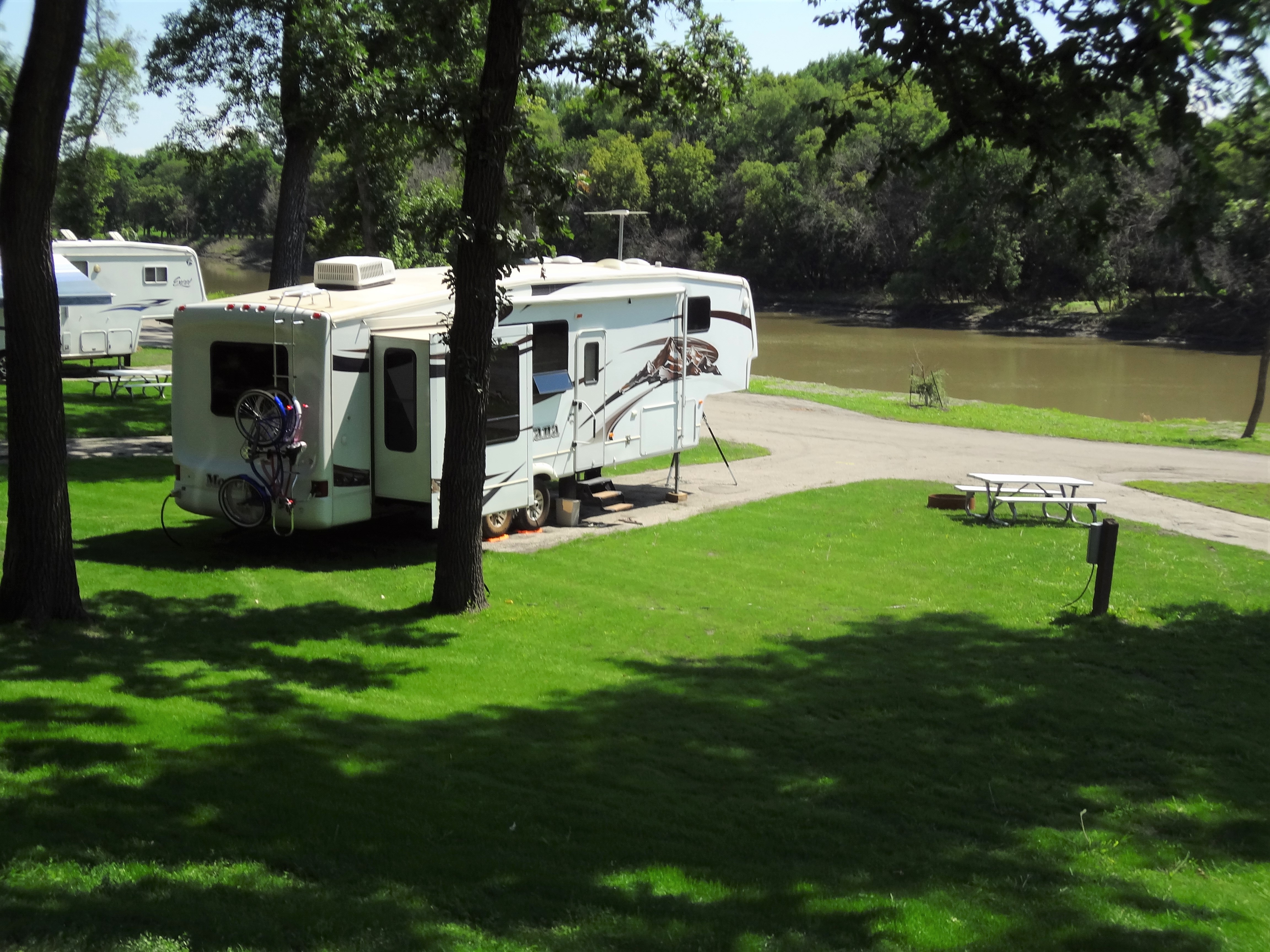 Lindenwood Campground - Fargo, North Dakota - glamping.directory