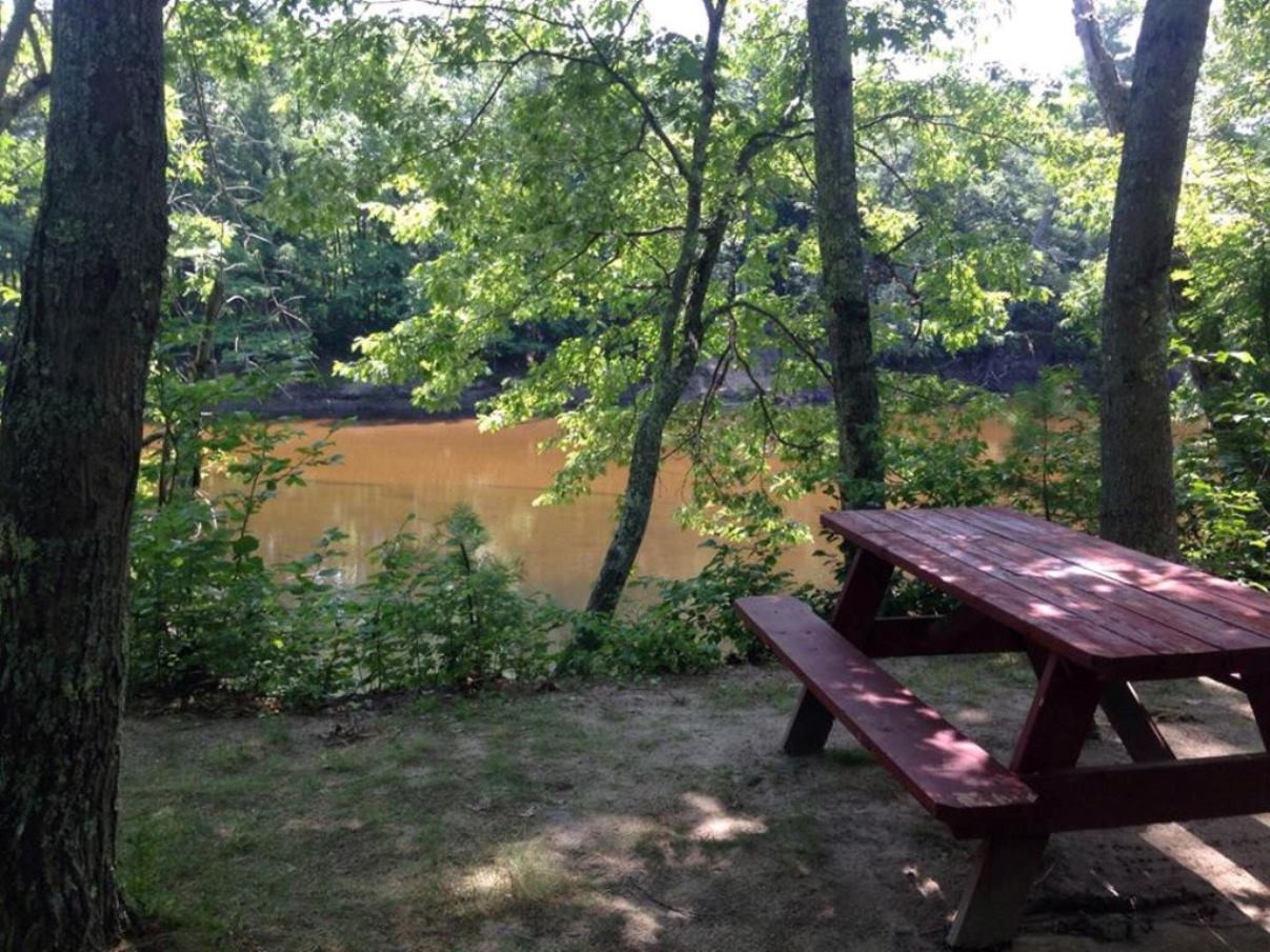 On the Saco Family Campground - Brownfield, Maine - glamping.directory