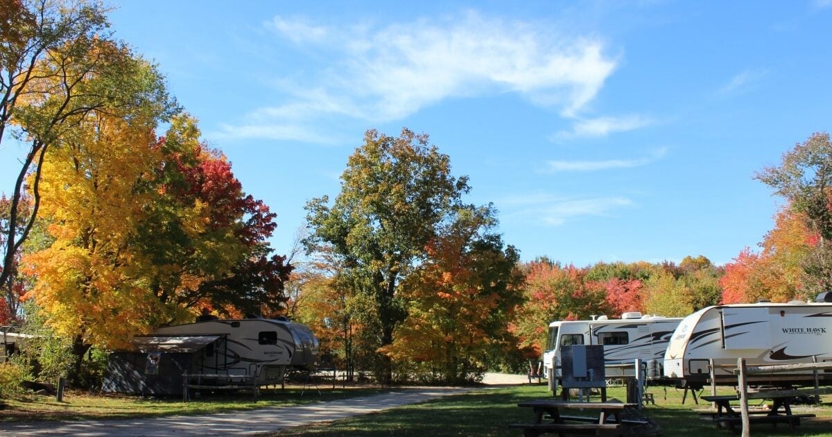 Sunsetview Farm Camping Area - Monson, Massachusetts - glamping.directory