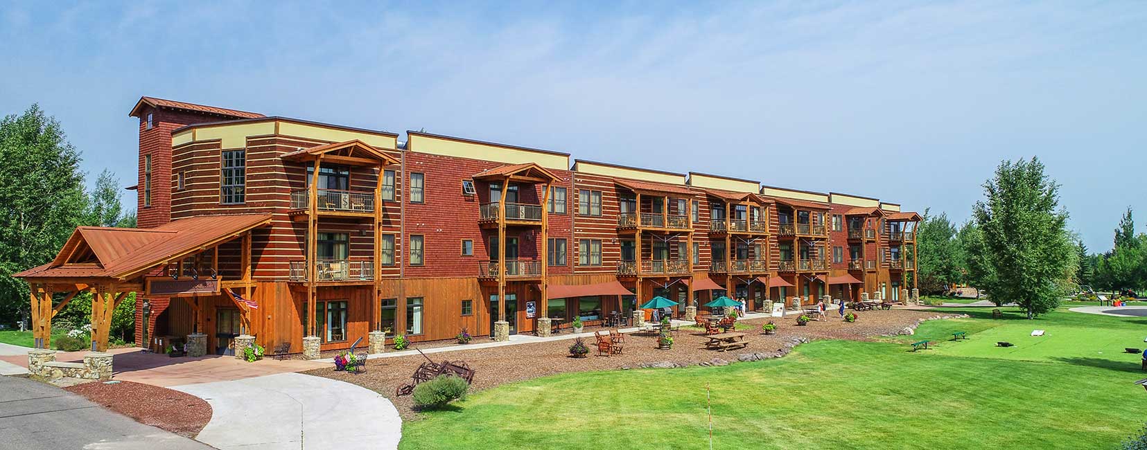 The Lodge Bronze Buffalo Ranch - Victor, Idaho - glamping.directory