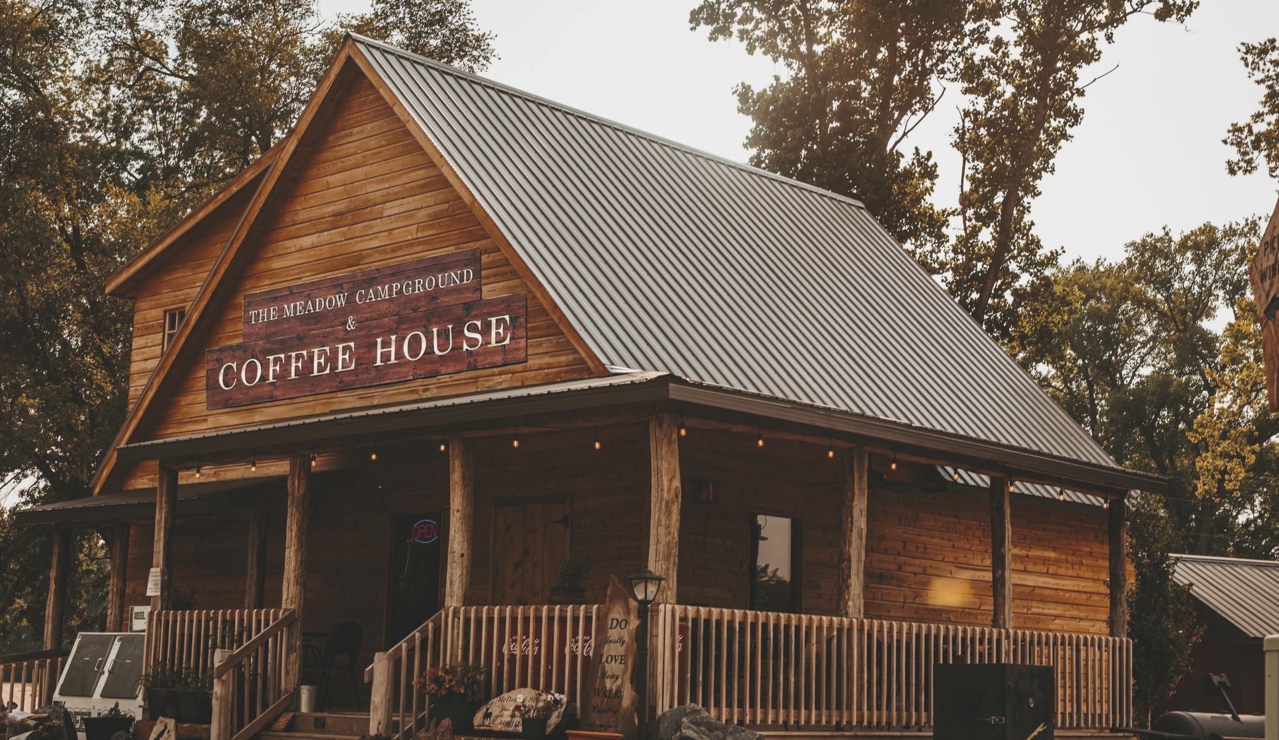 The Meadow Campground & Coffee House - New London, Missouri - glamping.directory