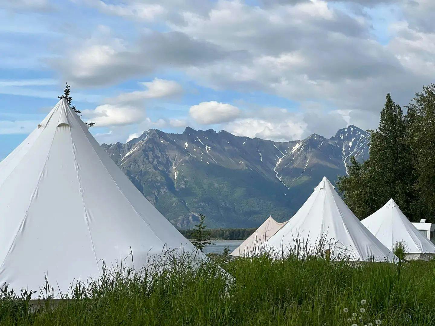 Lulu’s Tent & Event Glamping - Palmer, Alaska - glamping.directory