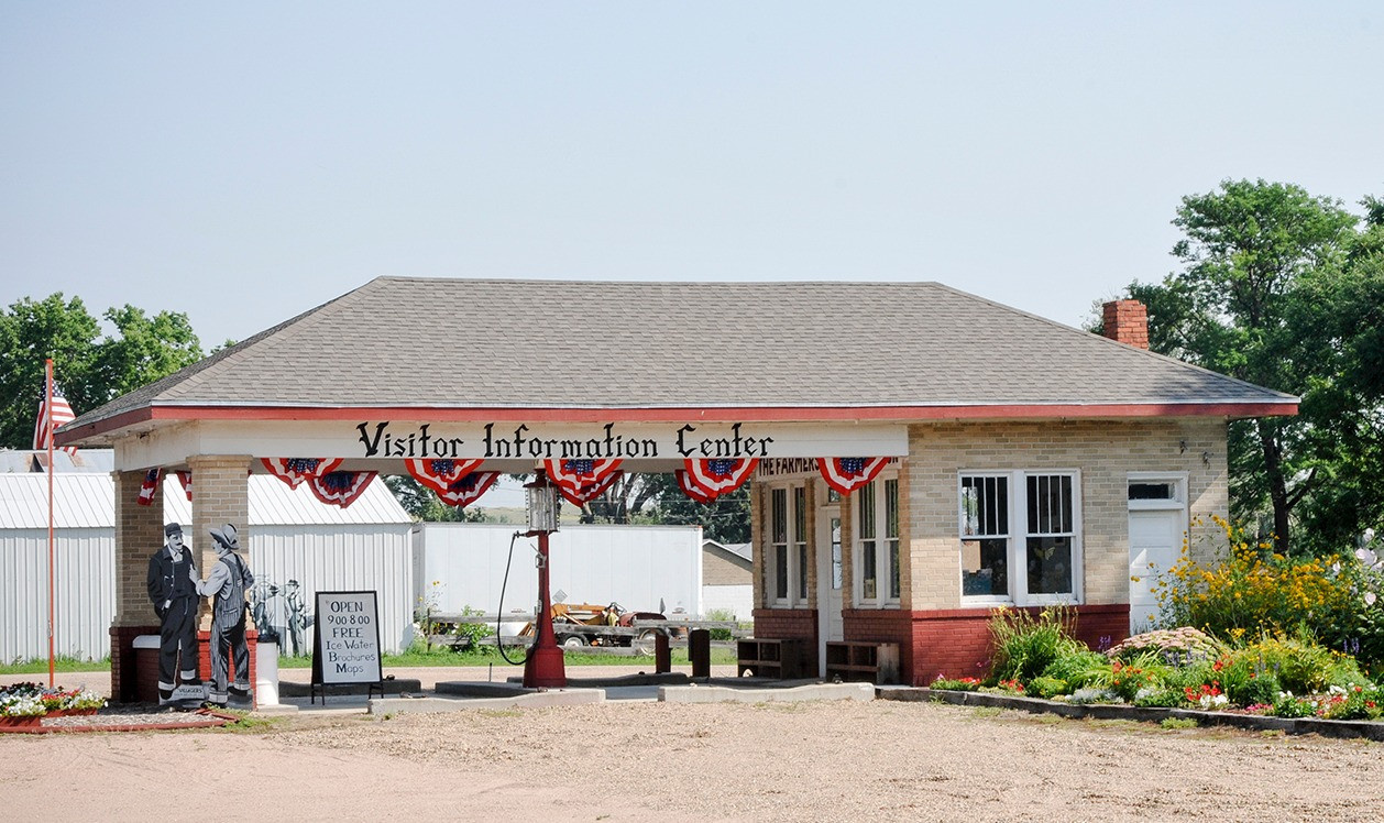 Taylor Tourist Park Campground - Taylor, Nebraska - glamping.directory