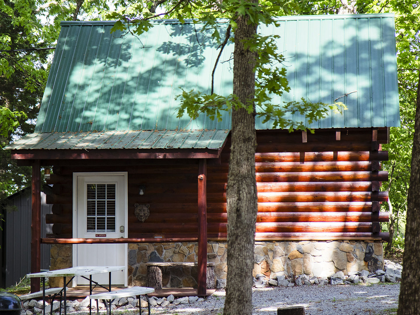 Kozy Haven Log Cabin Rentals - Columbia, Kentucky - glamping.directory