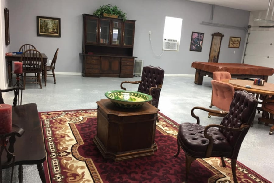 Buffalo Land Blue River RV Park - Milburn, Oklahoma - glamping.directory
